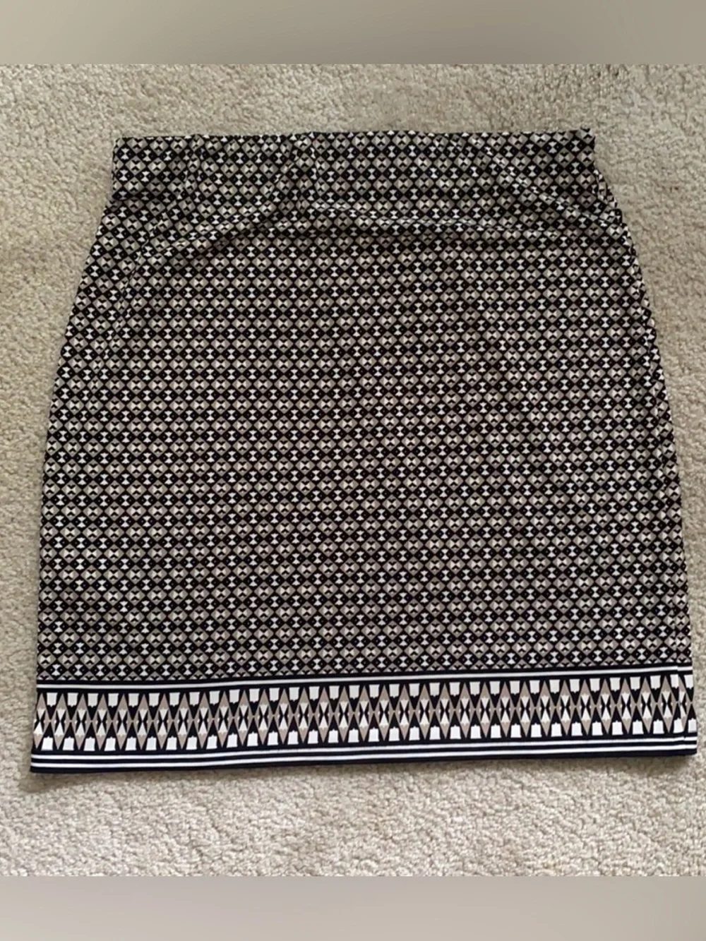 Max Studio Neutral Print Mini Skirt - Picture 4 of 8